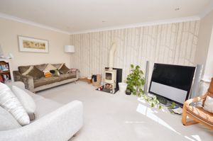 Lounge- click for photo gallery